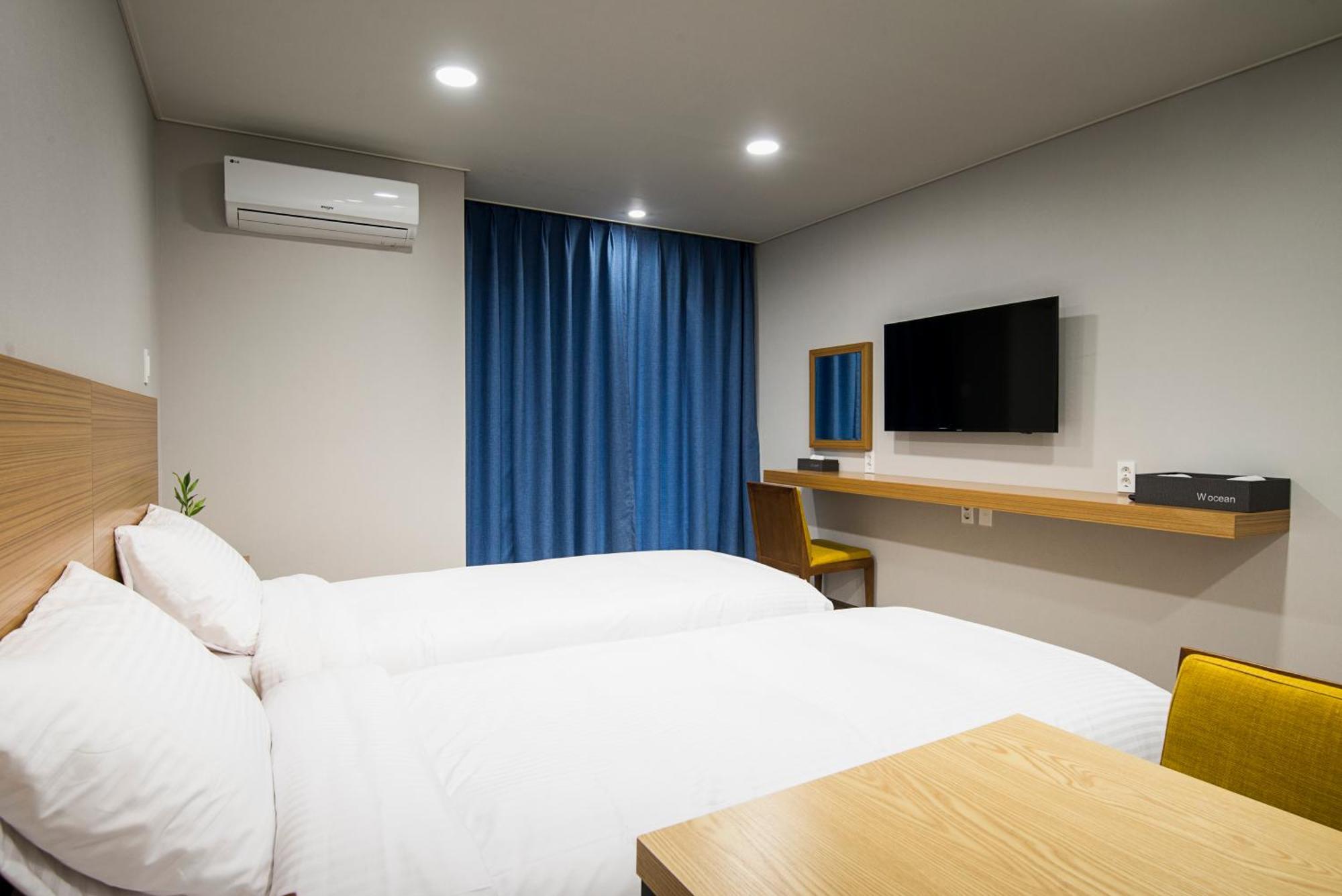 W Ocean Pension Seogwipo Exterior foto